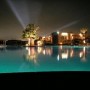 Отель Desert Rose Resort ночью