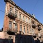Дом-стена